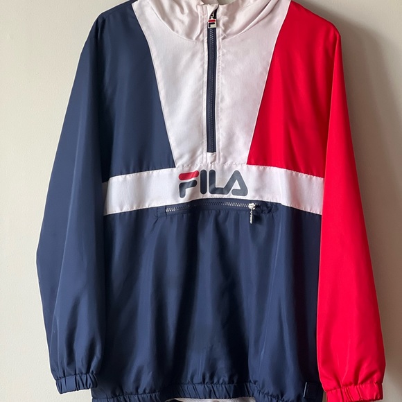 Wind breaker - Picture 1 of 2